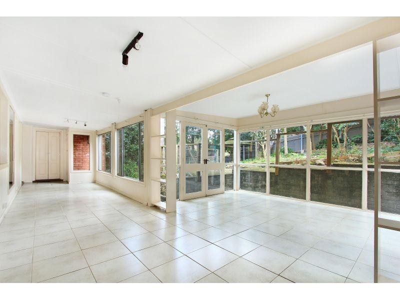2 Toorak Avenue, Mangerton NSW 2500