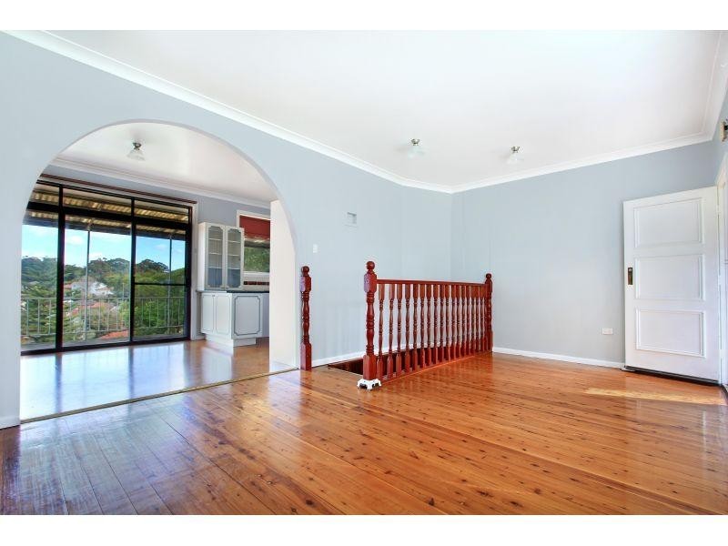 3 Robwald Avenue, Coniston NSW 2500