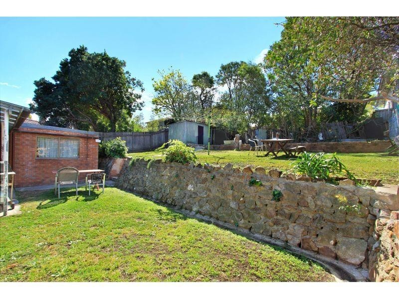 12 Sheppard Street, West Wollongong NSW 2500