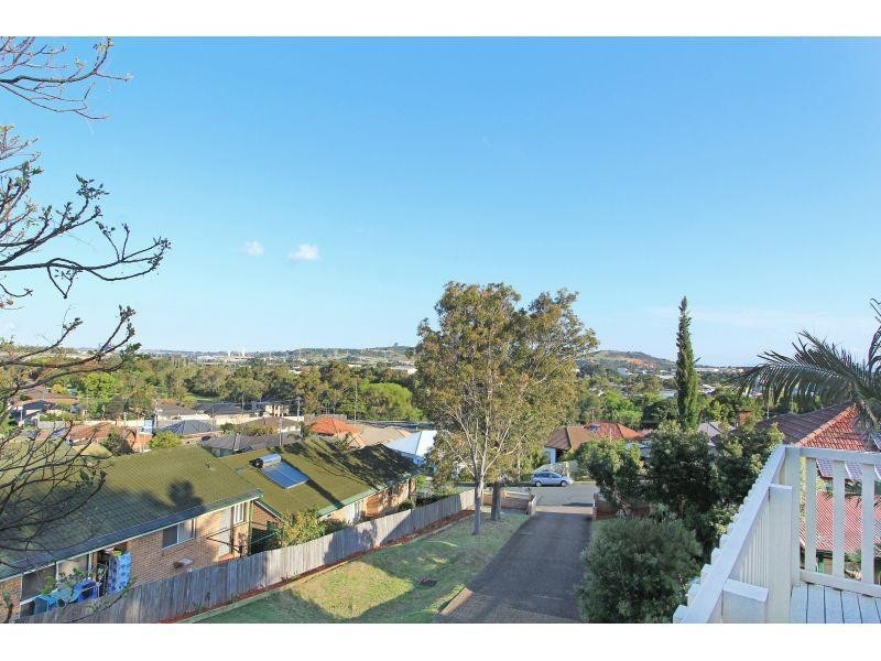 1/10 William Street, Unanderra NSW 2526
