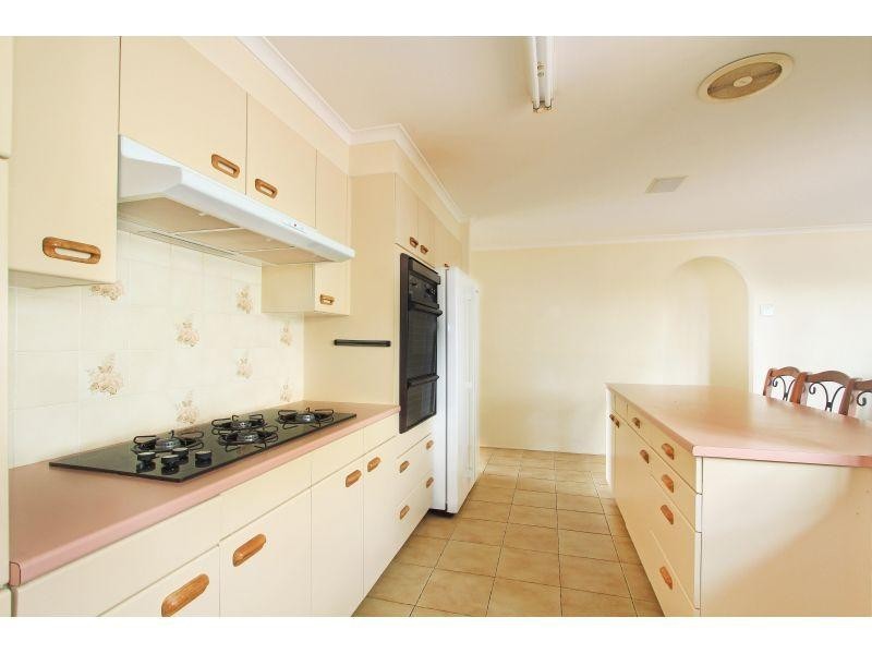 123 Derribong Drive, Cordeaux Heights NSW 2526