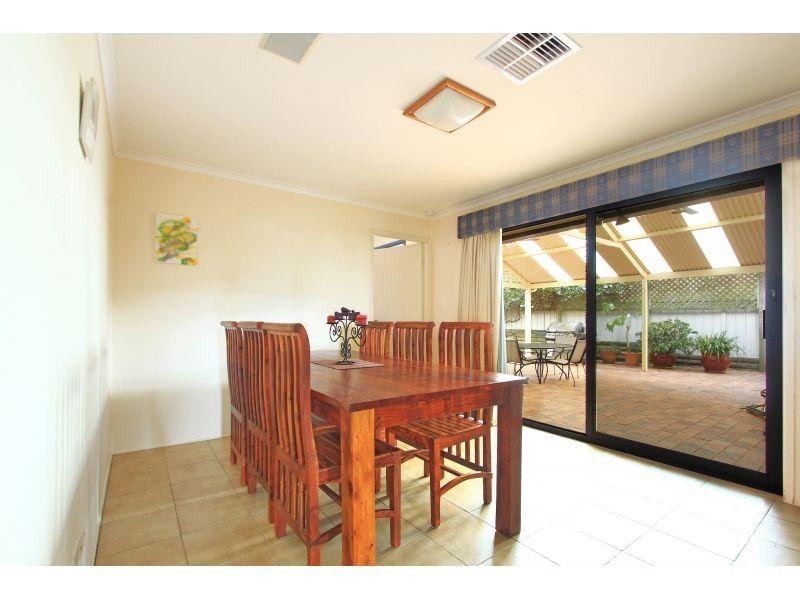123 Derribong Drive, Cordeaux Heights NSW 2526
