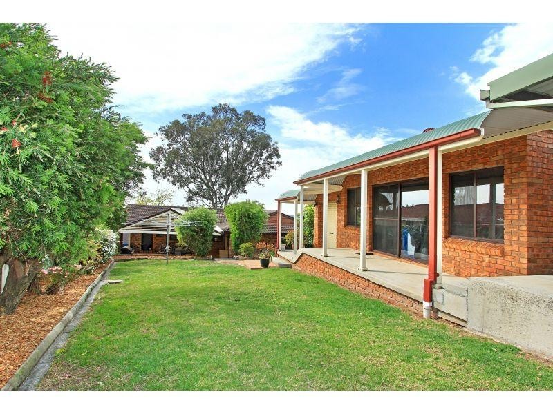 123 Derribong Drive, Cordeaux Heights NSW 2526