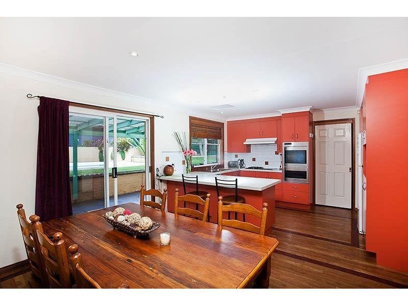 11 Govett Crescent, Figtree NSW 2525