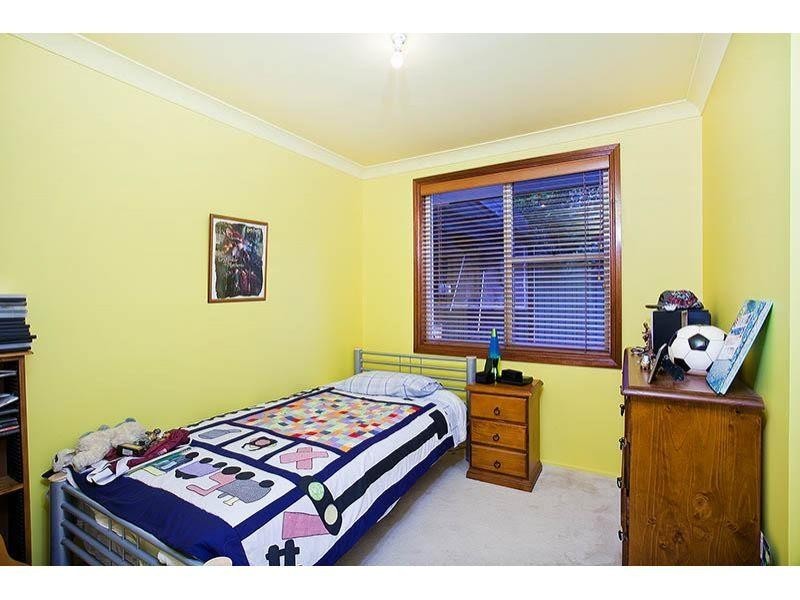 11 Govett Crescent, Figtree NSW 2525