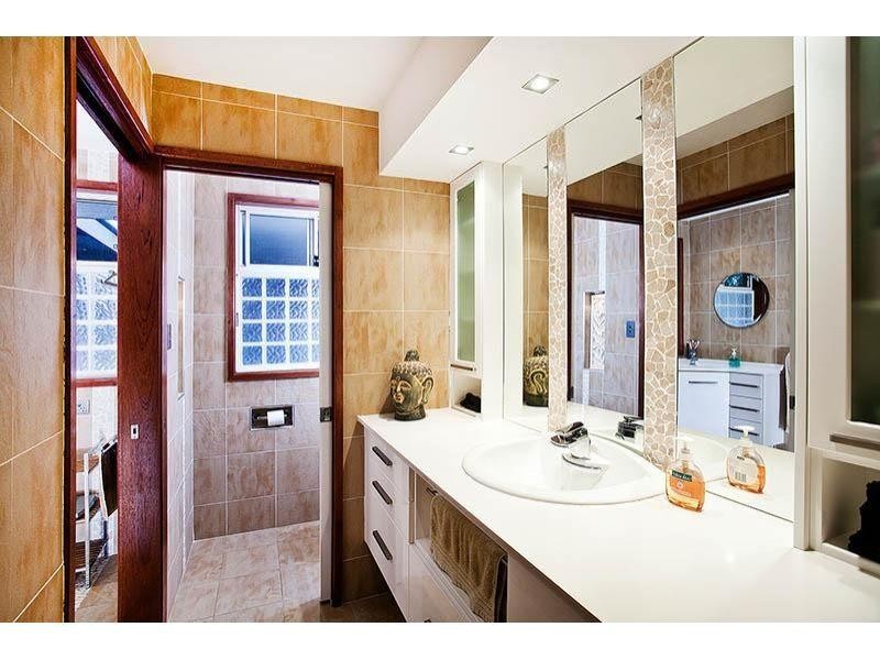 11 Govett Crescent, Figtree NSW 2525