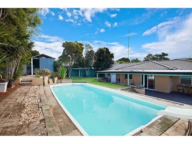 11 Govett Crescent, Figtree NSW 2525