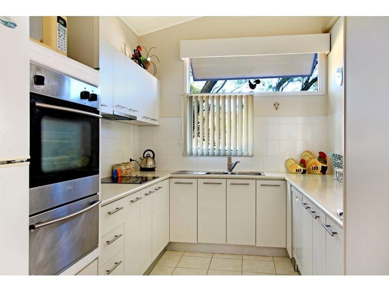 18 Evelyn Avenue, Figtree NSW 2525