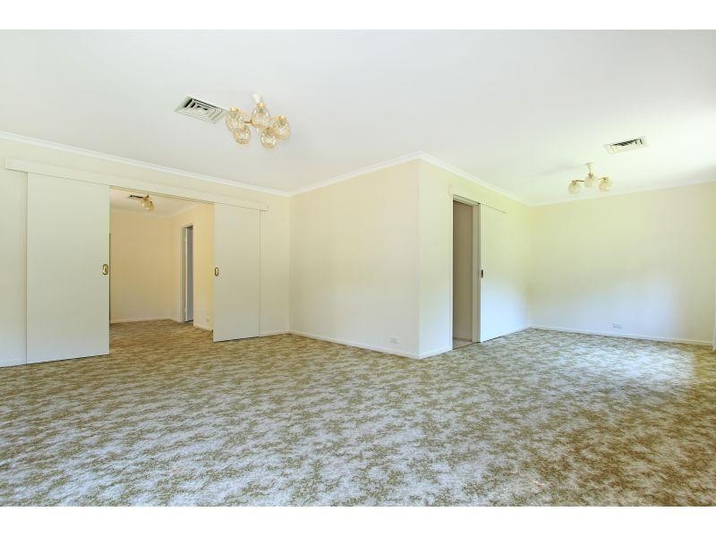 3 Ravenwood Place, Mount Keira NSW 2500