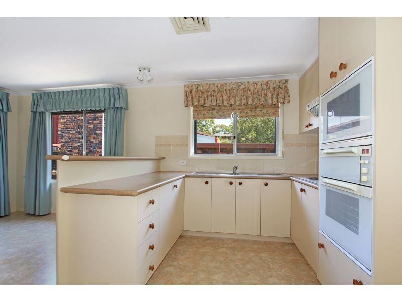 3 Ravenwood Place, Mount Keira NSW 2500