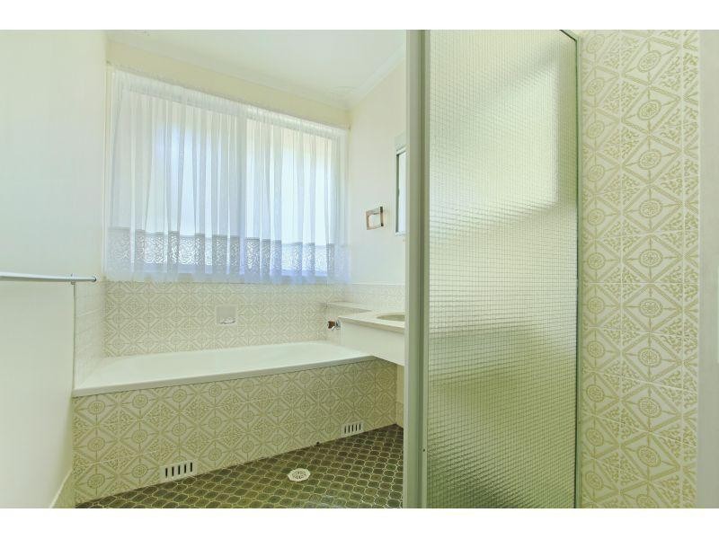 3 Ravenwood Place, Mount Keira NSW 2500