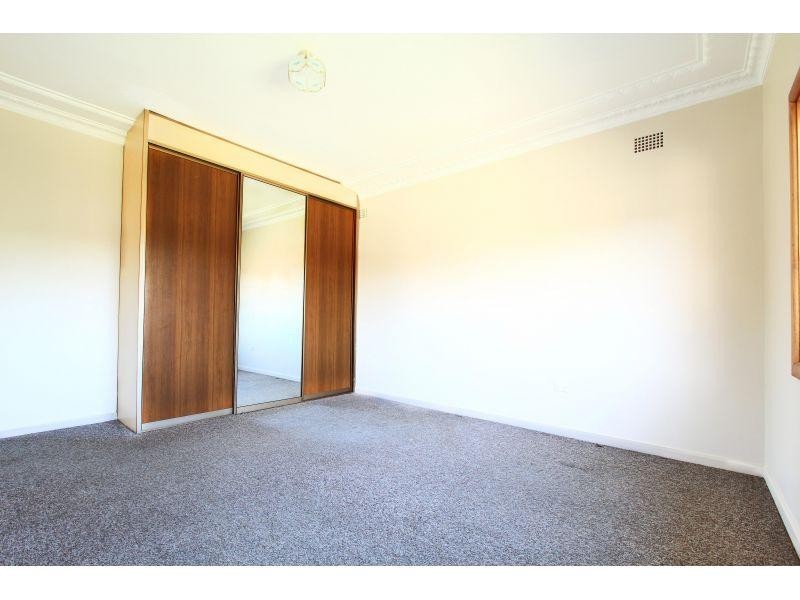 9 Reserve Street, West Wollongong NSW 2500