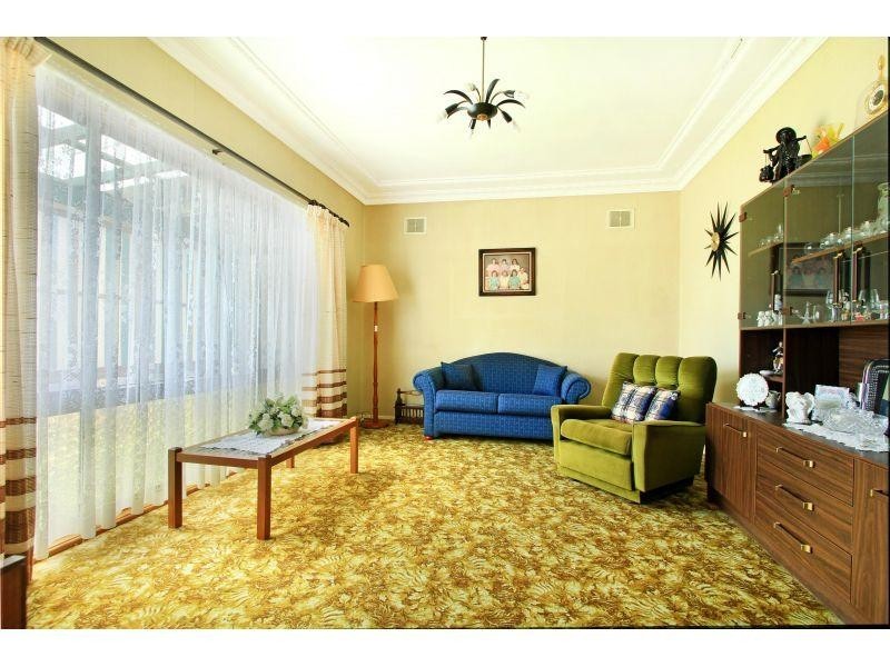 128 Lake Entrance Road, Oak Flats NSW 2529