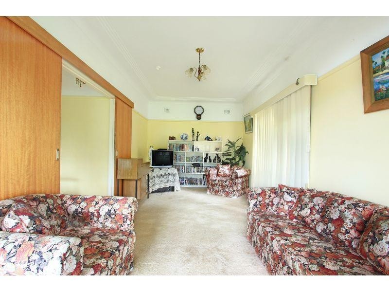 26 Windang Road, Primbee NSW 2502