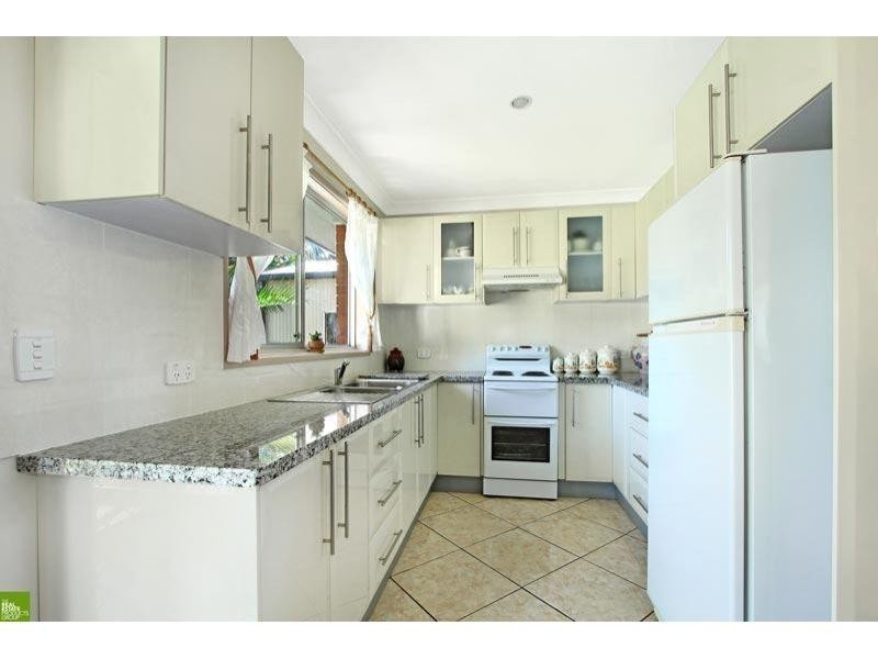 20 Cleverdon Crescent, Figtree NSW 2525