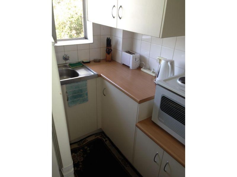 18/142 Gladstone Avenue, Coniston NSW 2500