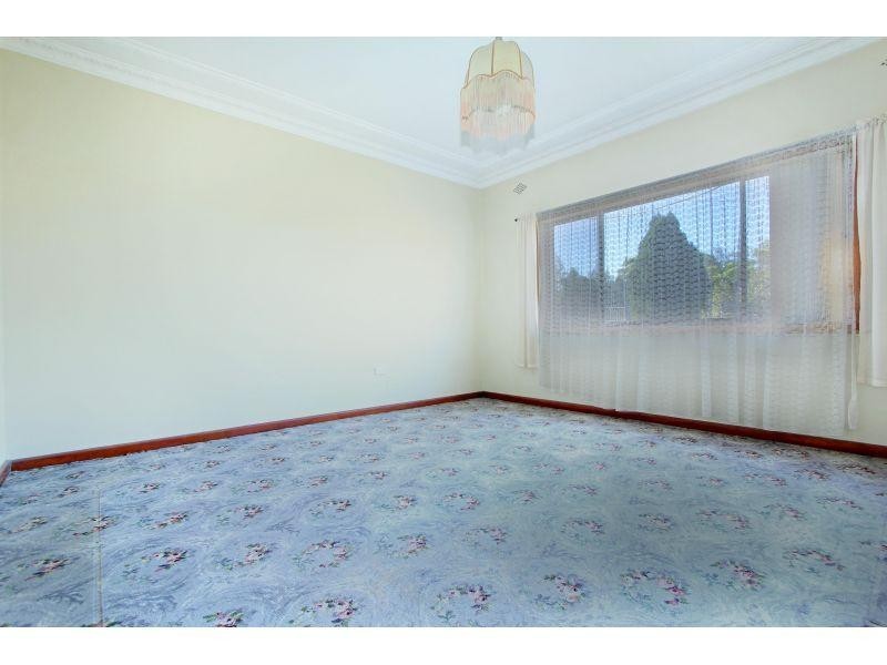 13 Reserve Street, West Wollongong NSW 2500