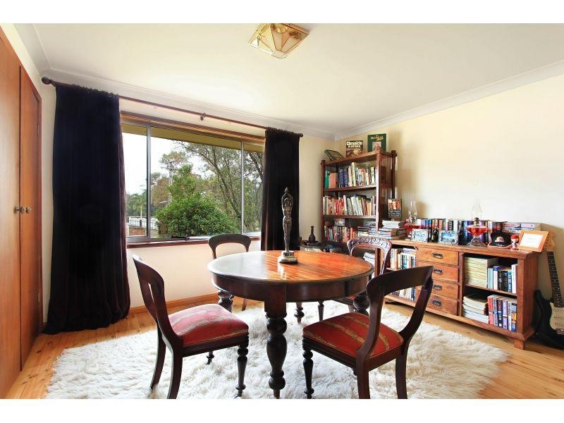 40 Devonshire Crescent, Oak Flats NSW 2529