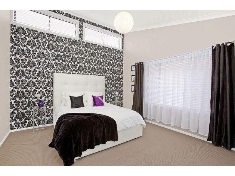 61 Iola Ave, Farmborough Heights NSW 2526