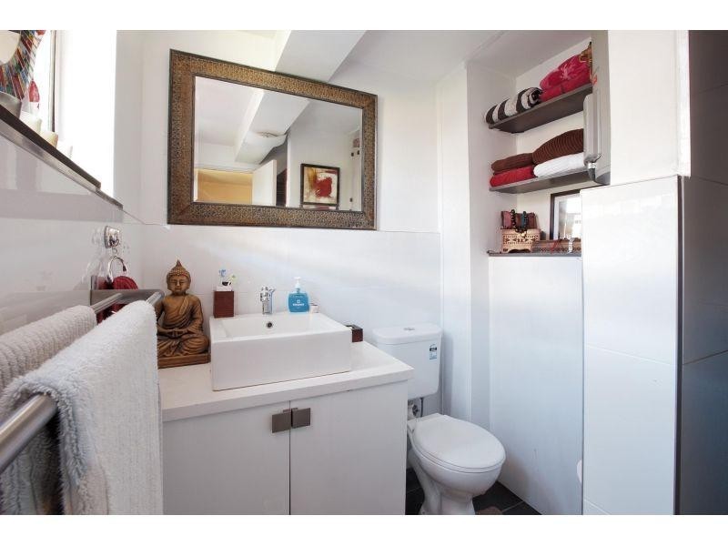 14/1 Powell Street, Mangerton NSW 2500