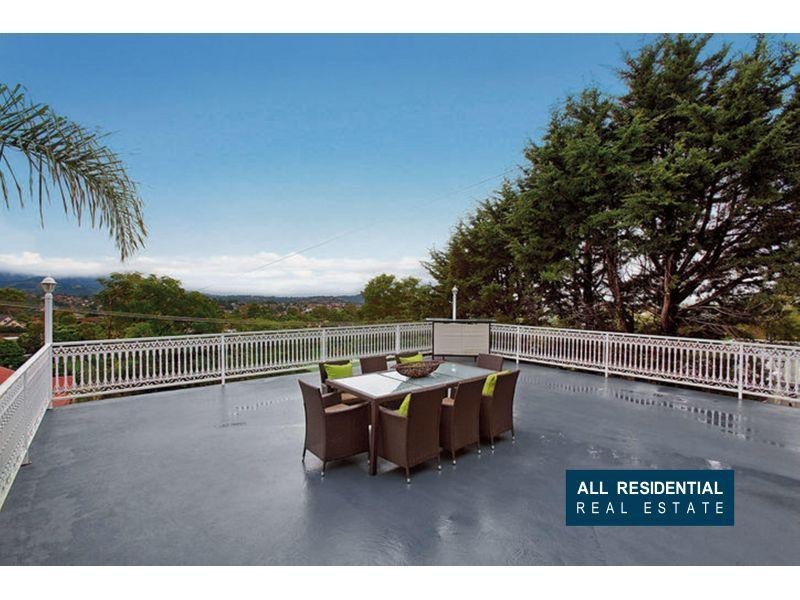 61 Iola Avenue, Farmborough Heights NSW 2526