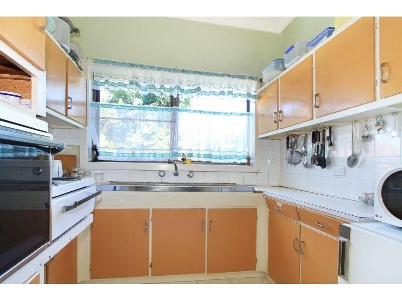 2 Shoobert Crescent, Keiraville NSW 2500