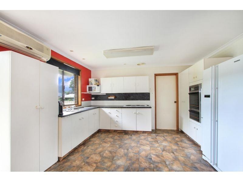 32 Ritchie Crescent, Horsley NSW 2530