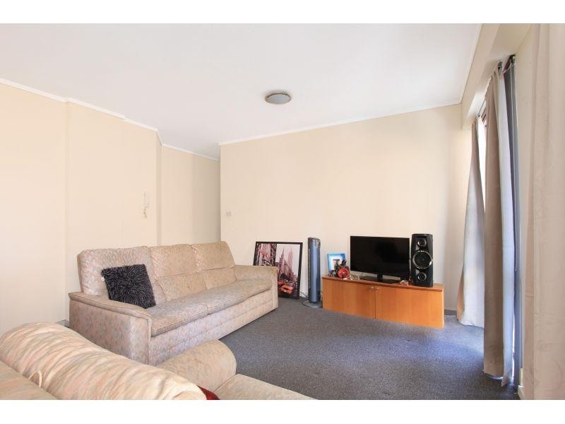 4/27 Church, Wollongong NSW 2500