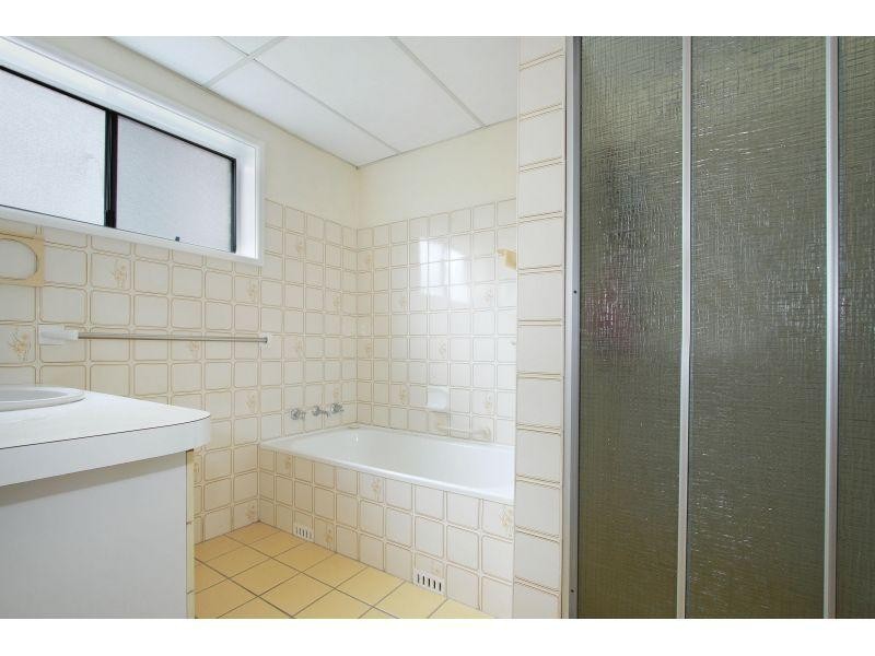 2/24  Church Street, Wollongong NSW 2500