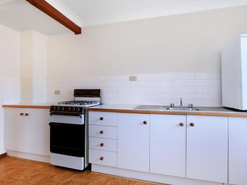 8/3 Commerce Drive, Lake Illawarra NSW 2528