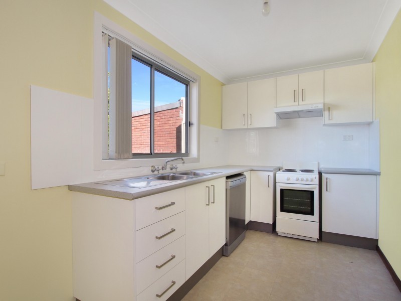 50 Third Avenue, Port Kembla NSW 2505