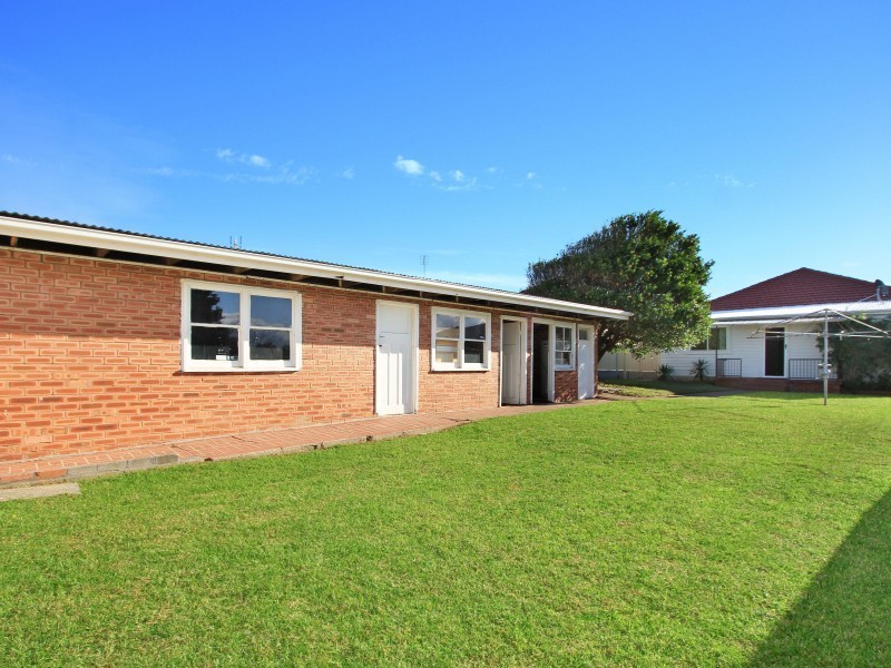 50 Third Avenue, Port Kembla NSW 2505