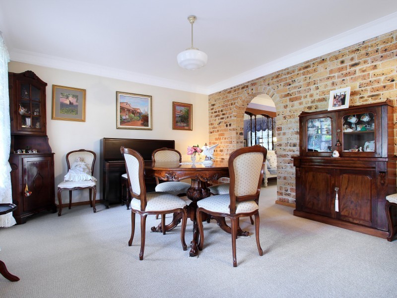 316 Farmborough Road, Farmborough Heights NSW 2526