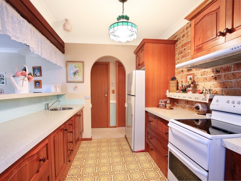 316 Farmborough Road, Farmborough Heights NSW 2526