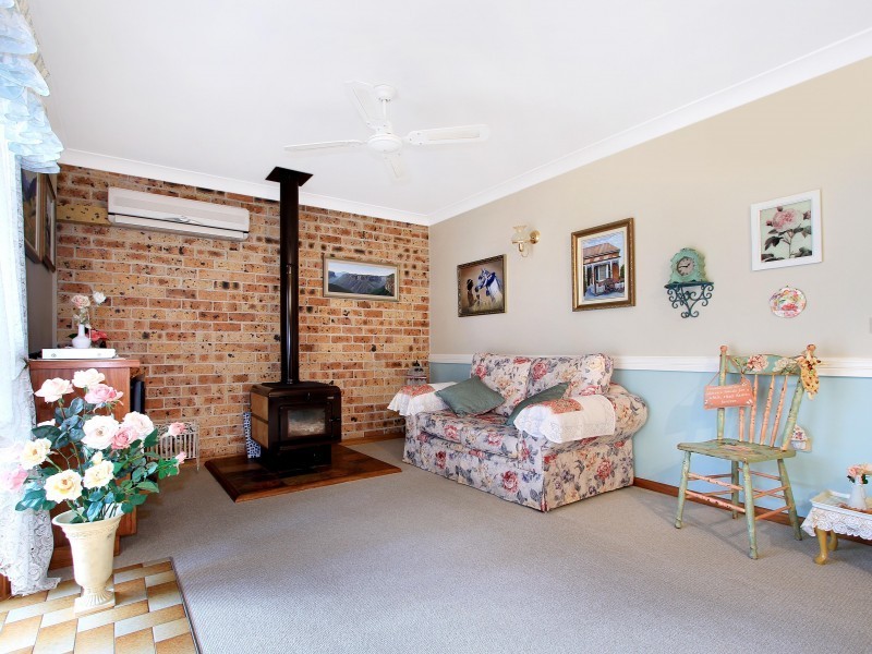 316 Farmborough Road, Farmborough Heights NSW 2526