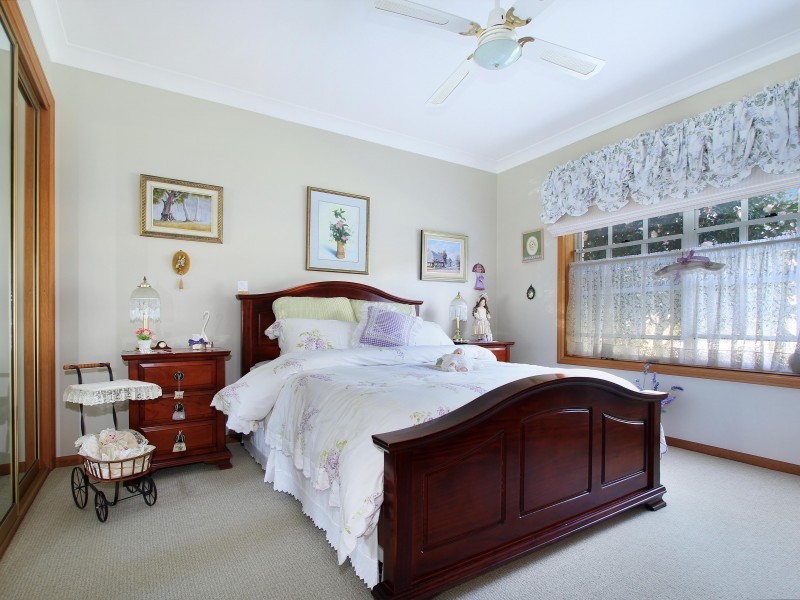 316 Farmborough Road, Farmborough Heights NSW 2526