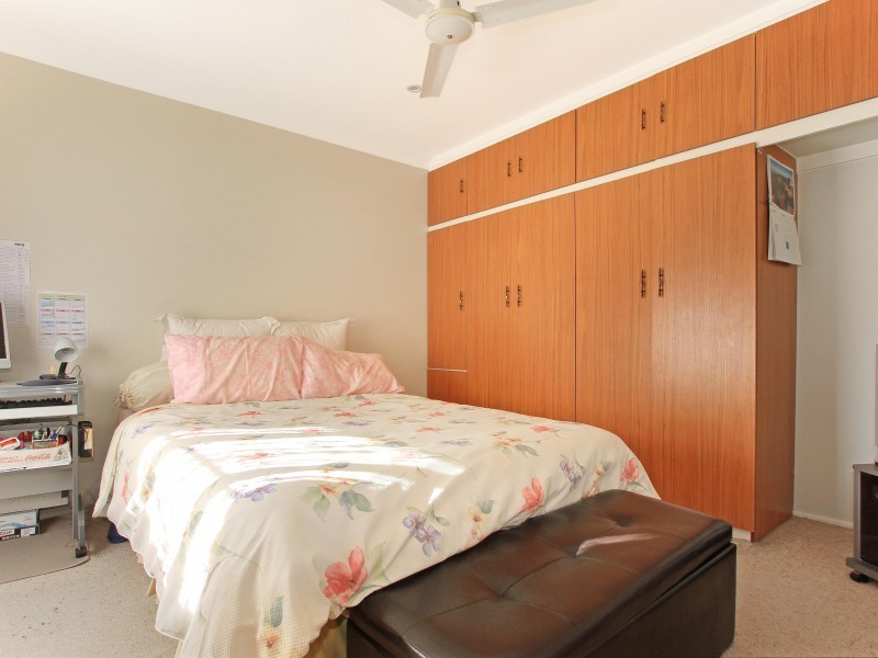 121 Cummins Street, Unanderra NSW 2526