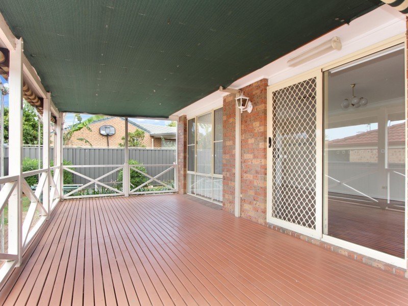 22 Stanthorpe Drive, Kanahooka NSW 2530
