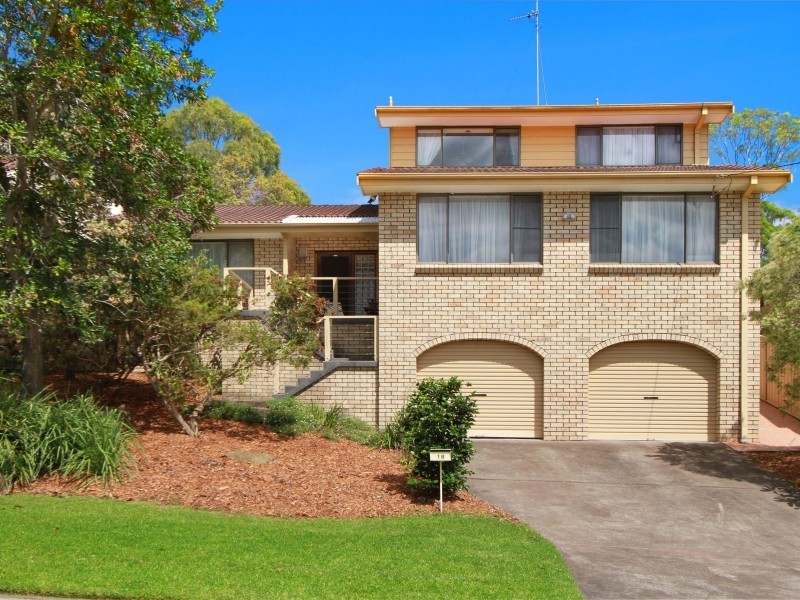 18 Highview Drive, Farmborough Heights NSW 2526