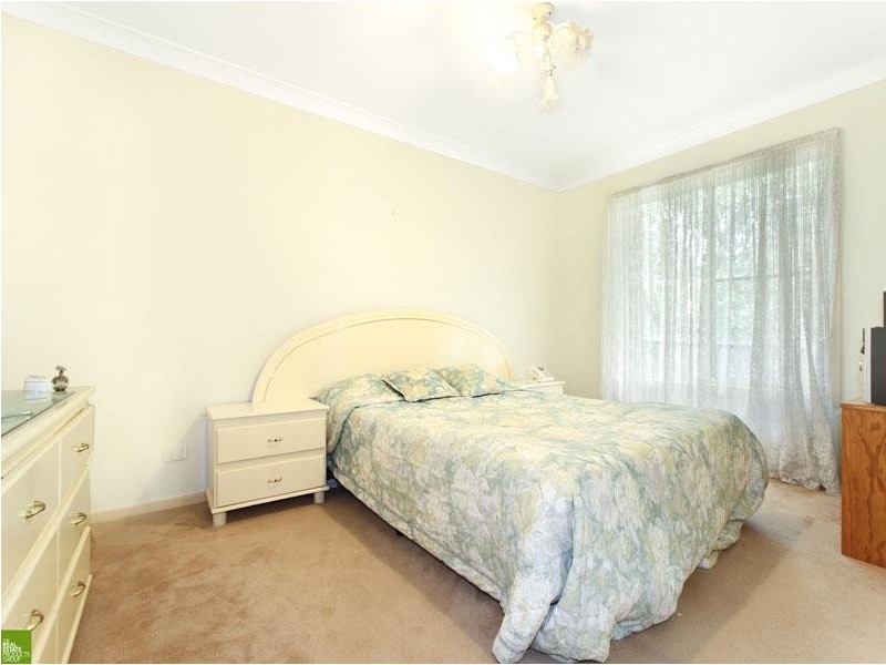 8 Ashmore Crescent, Kanahooka NSW 2530