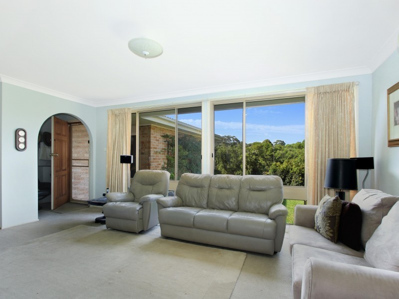 7 Telopea Place, Cordeaux Heights NSW 2526