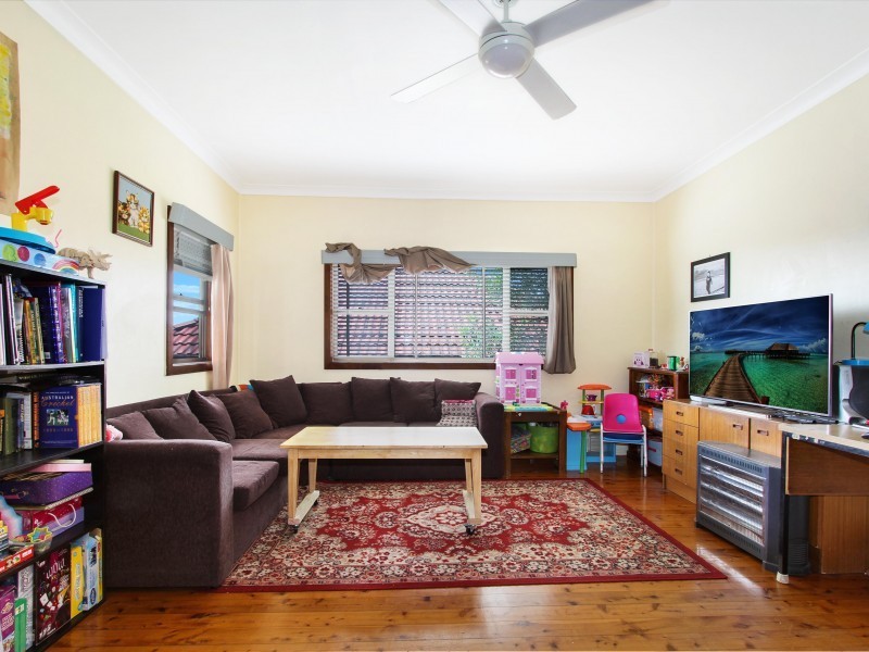 37  Lackawanna Street, Cringila NSW 2502