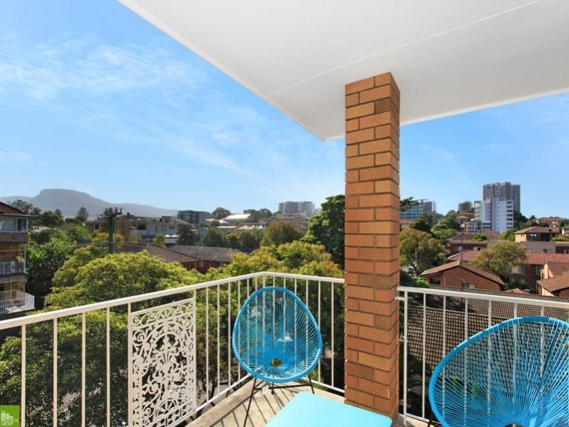 10 / 48-54 Smith Street, Wollongong NSW 2500