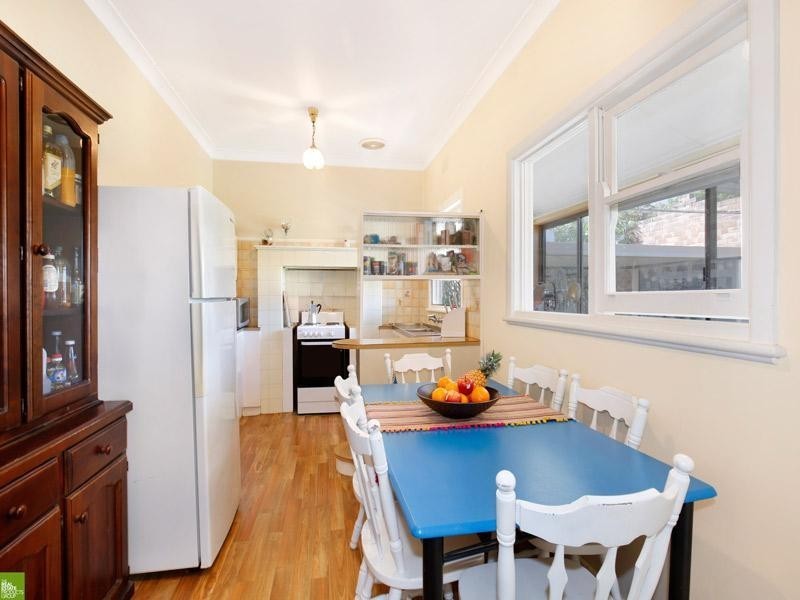 9 Tamblin Street, Fairy Meadow NSW 2519