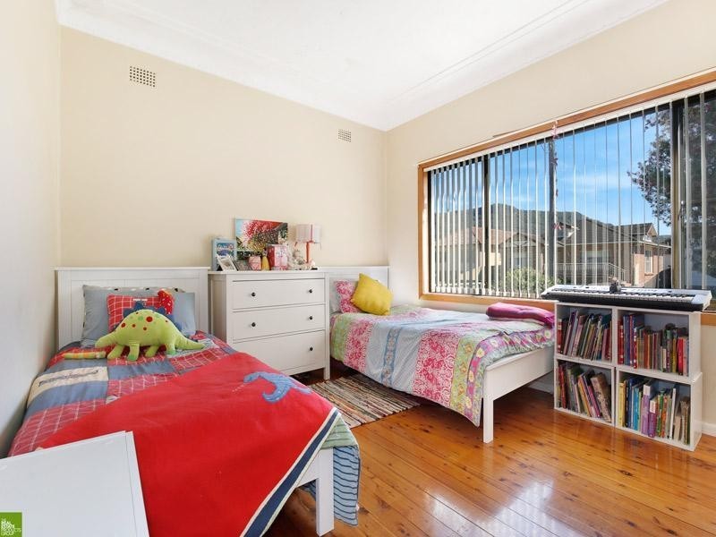 9 Tamblin Street, Fairy Meadow NSW 2519