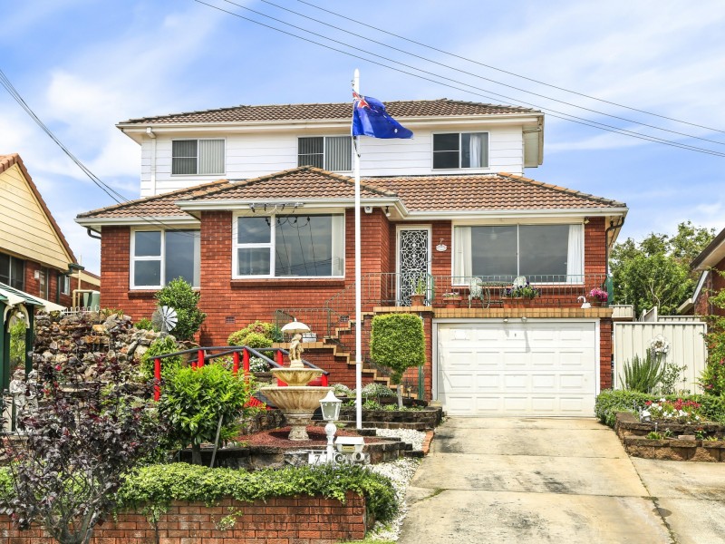 7 Mountain View Crescent, Figtree NSW 2525