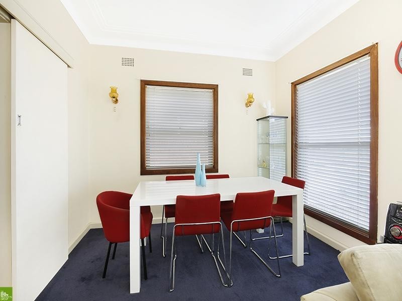 24 Robertson Street, Port Kembla NSW 2505