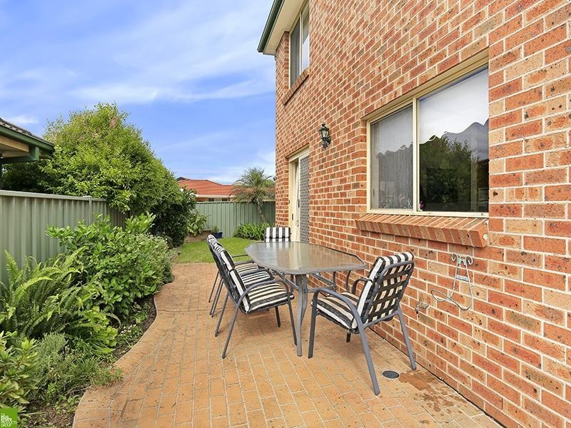 2/1 Platypus Close, Figtree NSW 2525