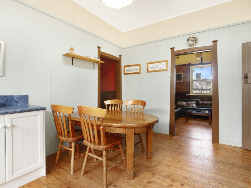 12 Payne Street, Mangerton NSW 2500