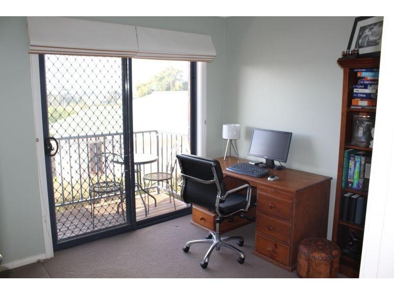 3/17-19 Robertson Street, Coniston NSW 2500